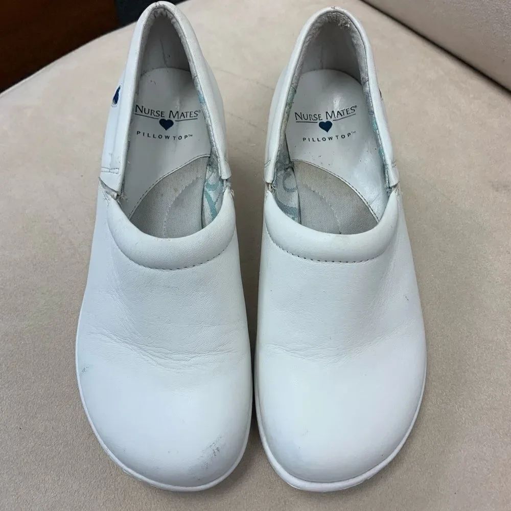 Nurse Mates Pillow Top White Leather Clogs sz 6-1:2